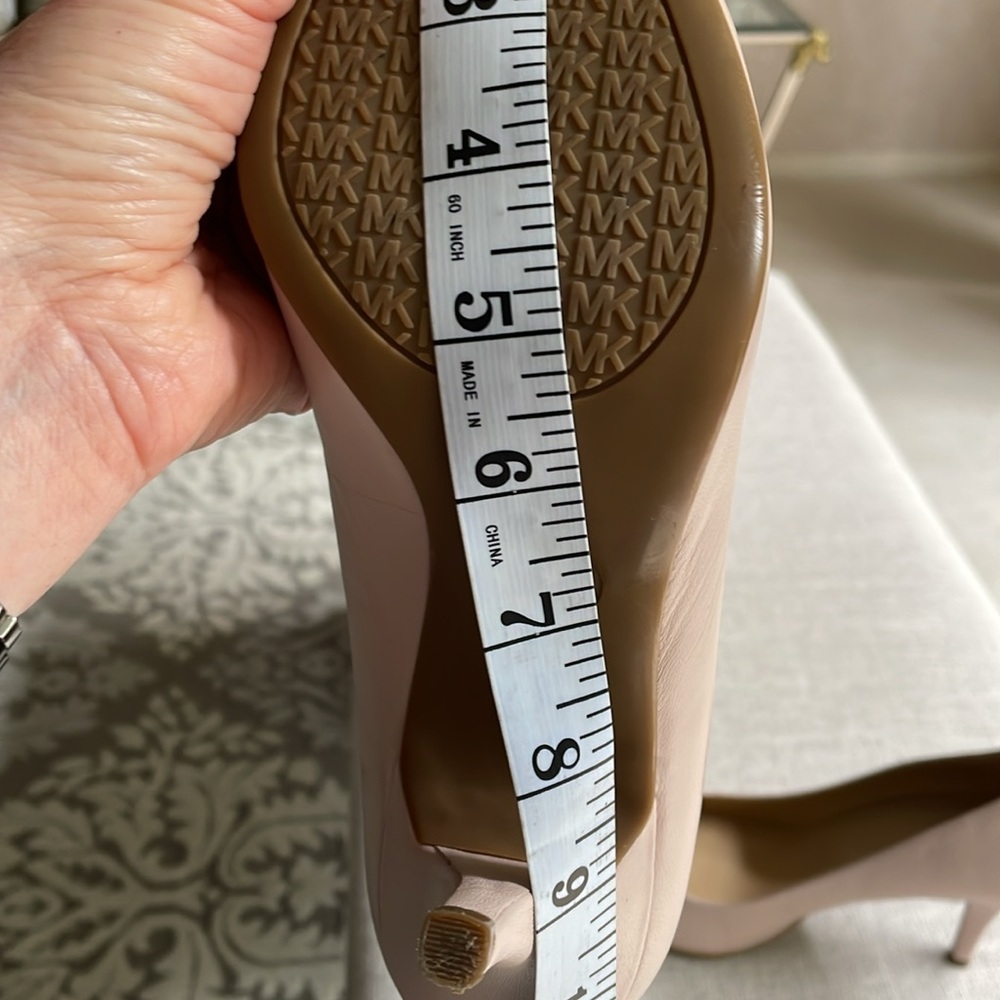 MICHAEL Michael Kors Blush Pink Pointed-Toe Leather Pumps - Picture 11 of 13